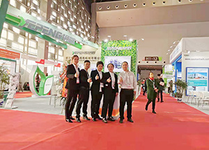 “環(huán)保，科技，創(chuàng  )新” 艷鵬無(wú)紡布機械驚艷亮相SINCE 2019（上海）